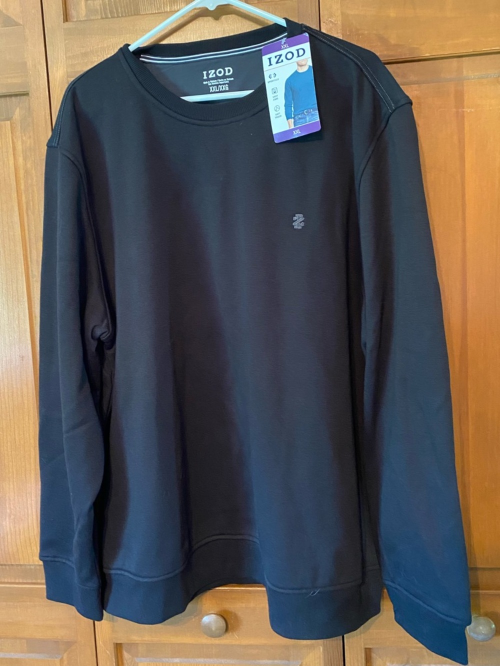 NWT Izod Men’s Black Crewneck Sweatshirt with Subtle Logo - XXL